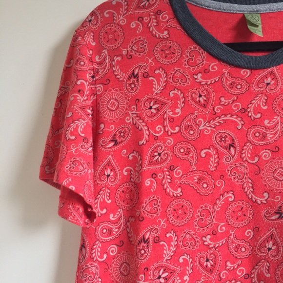 Alternative Apparel T-Shirt - Picture 4 of 6